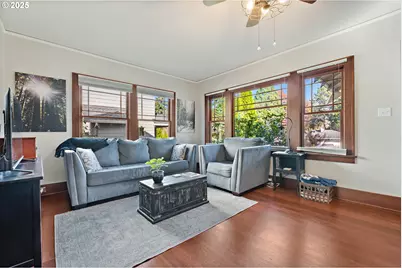 9670 SW Frewing St, Tigard, OR 97223 - Photo 4