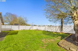 2585 NE Chalmers Way, McMinnville, OR 97128 - Photo 32