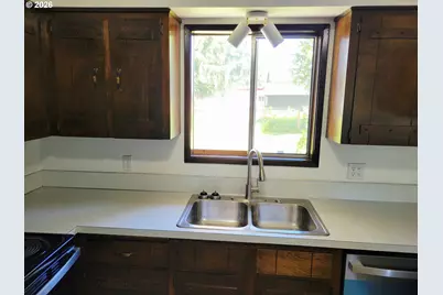 300 Maple St, Toledo, WA 98591 - Photo 10