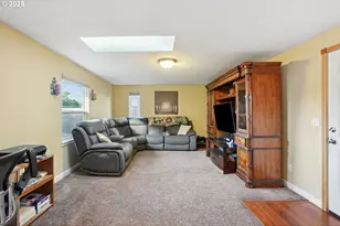 1005 NW Cazadero Ct, Estacada, OR 97023 - Photo 12