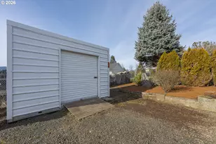 860 W Ellendale Ave, Dallas, OR 97338 - Photo 6
