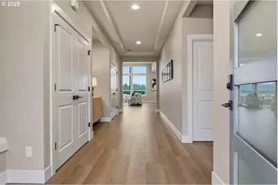 15985 Barlow Trail Ln, Oregon City, OR 97045 - Photo 2