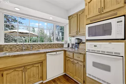 31511 SE Bluff Rd, Gresham, OR 97080 - Photo 14