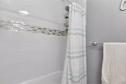 31511 SE Bluff Rd, Gresham, OR 97080 - Photo 32