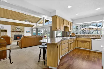 31511 SE Bluff Rd, Gresham, OR 97080 - Photo 12