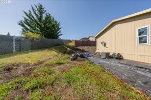 309 Deschutes Ln, Roseburg, OR 97471 - Photo 28
