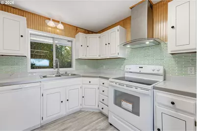 63654 Ahill Rd, Coos Bay, OR 97420 - Photo 6