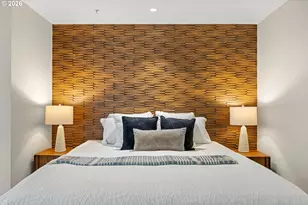 819 S Pennoyer St, Portland, OR 97239 - Photo 22