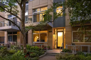 819 S Pennoyer St, Portland, OR 97239 - Photo 38