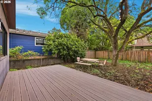 2540 SE Clay St, Portland, OR 97214 - Photo 38