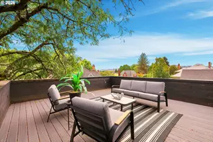 2540 SE Clay St, Portland, OR 97214 - Photo 24
