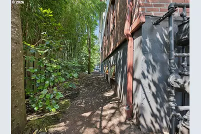 5400 NE 30th Ave #102, Portland, OR 97211 - Photo 28