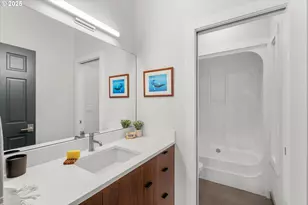 10850 SW Creightonwood Pl, Portland, OR 97219 - Photo 16