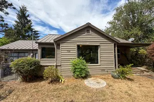 738 W Union St, Roseburg, OR 97471 - Photo 32