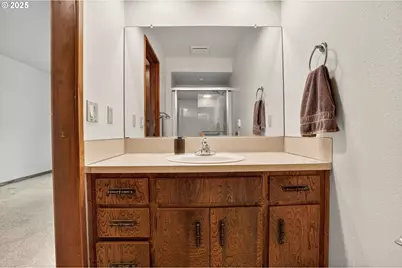 15565 SE Wildwoods Ct, Milwaukie, OR 97267 - Photo 12