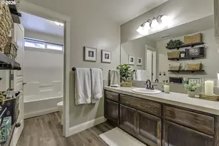 2084 SE 48th Ave, Hillsboro, OR 97123 - Photo 14