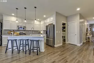 2084 SE 48th Ave, Hillsboro, OR 97123 - Photo 6