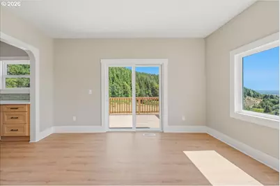 32373 Jp West Rd, Scappoose, OR 97056 - Photo 10