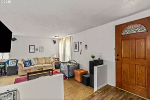 5736 A St, Springfield, OR 97478 - Photo 4