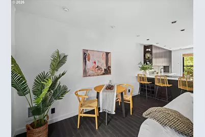 2017 NW Irving St, Portland, OR 97209 - Photo 16