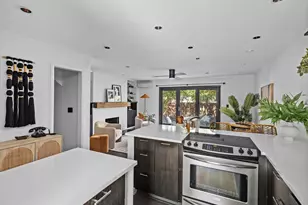 2017 NW Irving St, Portland, OR 97209 - Photo 8