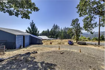 9326 SW Summit Ave, Gaston, OR 97119 - Photo 26