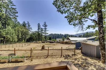 9326 SW Summit Ave, Gaston, OR 97119 - Photo 22