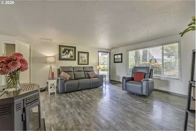 9326 SW Summit Ave, Gaston, OR 97119 - Photo 4