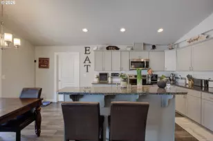 623 SE Garden Way Dr, Winston, OR 97496 - Photo 18