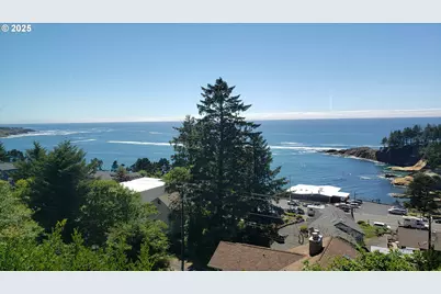 315 NE Vista Terrace Ave, Depoe Bay, OR 97341 - Photo 4