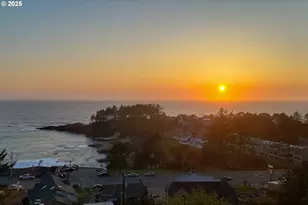 315 NE Vista Terrace Ave, Depoe Bay, OR 97341 - Photo 16