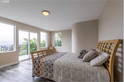 315 NE Vista Terrace Ave, Depoe Bay, OR 97341 - Photo 18