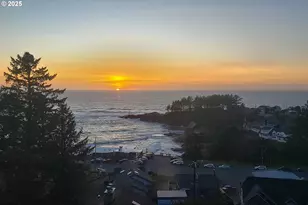 315 NE Vista Terrace Ave, Depoe Bay, OR 97341 - Photo 16