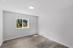 17717 Hwy 58, Crescent Lake, OR 97733 - Photo 16