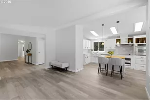 17717 Hwy 58, Crescent Lake, OR 97733 - Photo 10