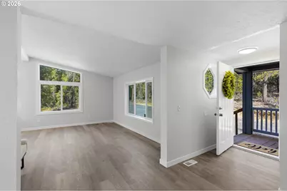 17717 Highway 58, Crescent Lake, OR 97733 - Photo 30