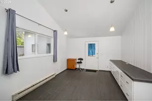 2265 24th St, Florence, OR 97439 - Photo 24