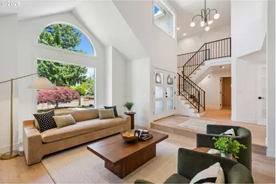 16428 NE San Rafael Dr, Portland, OR 97230 - Photo 8