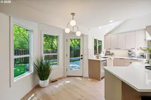 16428 NE San Rafael Dr, Portland, OR 97230 - Photo 16