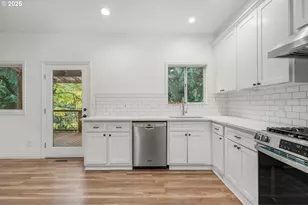 6817 SE 144th Ave, Portland, OR 97236 - Photo 12