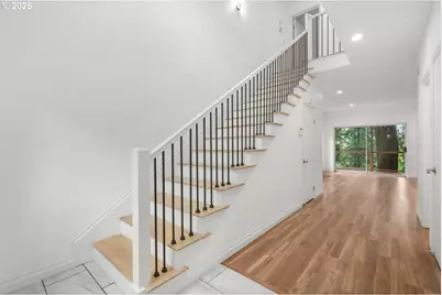 6817 SE 144th Ave, Portland, OR 97236 - Photo 4