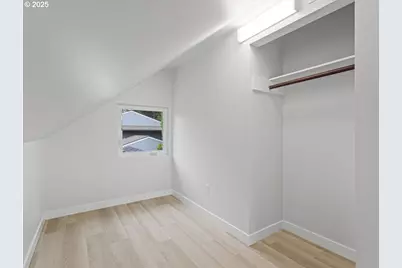 234 NE Cleveland Ave, Gresham, OR 97030 - Photo 32