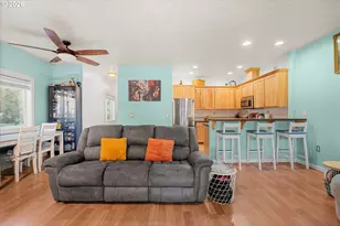 5797 SE 18th Ct, Gresham, OR 97080 - Photo 6