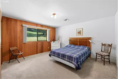 924 Lou Gray Dr, Myrtle Creek, OR 97457 - Photo 26