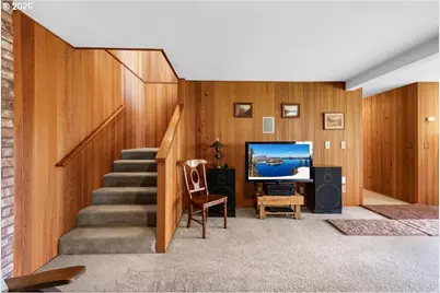 924 Lou Gray Dr, Myrtle Creek, OR 97457 - Photo 14