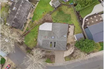 15565 SW Bristol Ln, Beaverton, OR 97007 - Photo 28