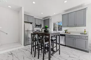 2998 SE Turner Creek Dr, Hillsboro, OR 97123 - Photo 8