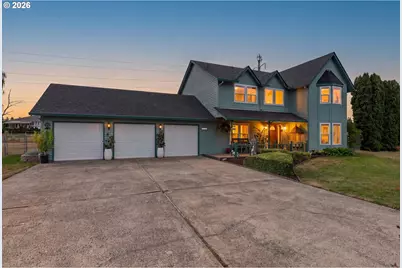 2716 NE 168th Ave, Vancouver, WA 98684 - Photo 2