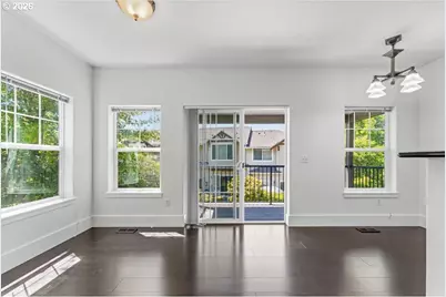 724 NW 118th Ave, Portland, OR 97229 - Photo 10