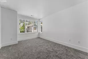724 NW 118th Ave, Portland, OR 97229 - Photo 32